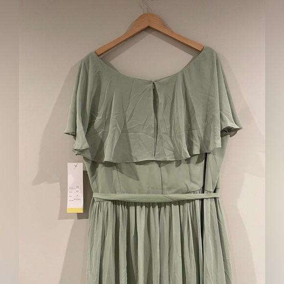 Bill Levkoff Chiffon Flutter Sleeve Bridesmaid Dress, Pistachio Green Formalwear - Picture 8 of 10